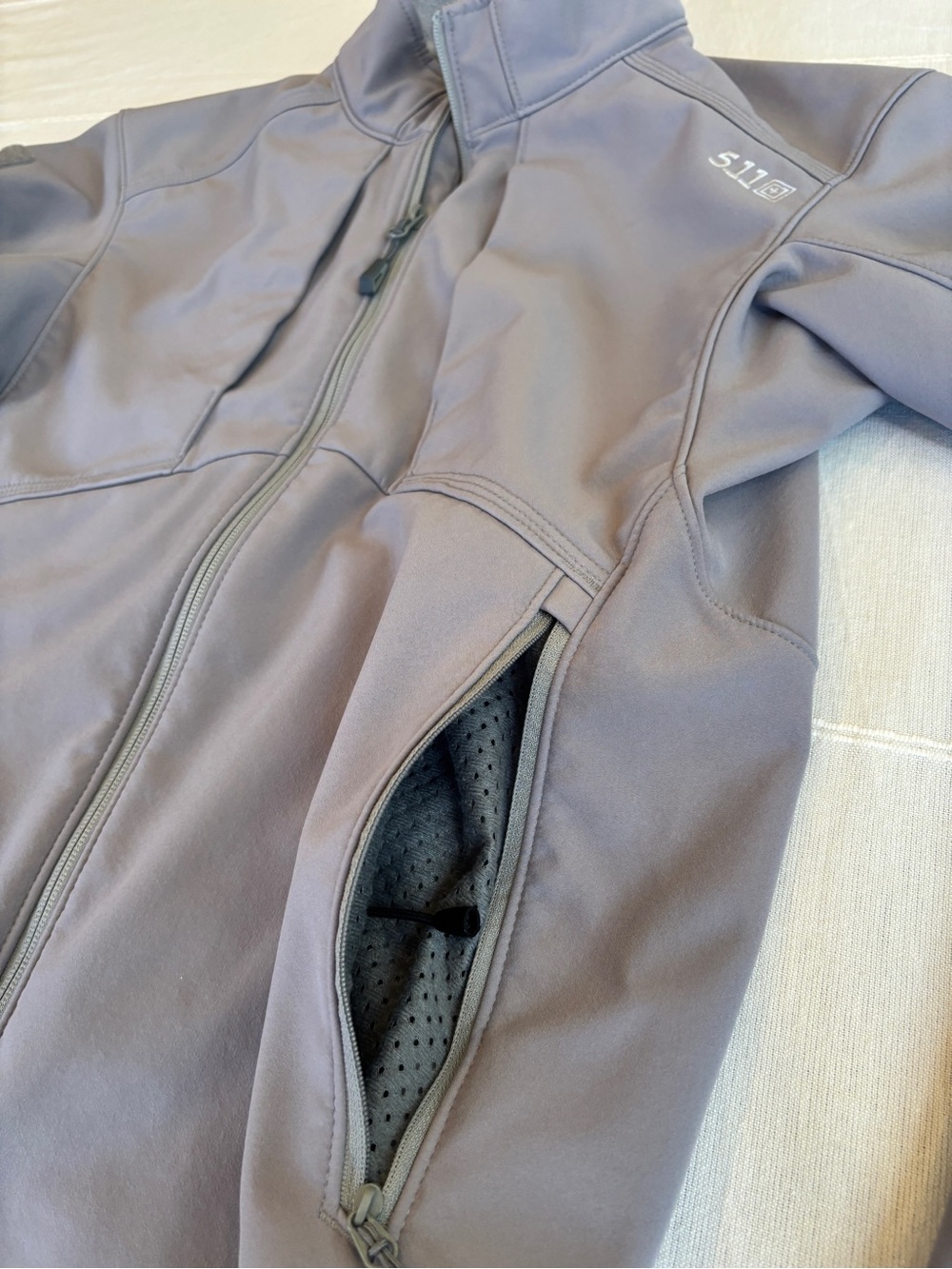 5.11 Tactical Sierra Softshell Jacket Lunar Gray Mens Outdoor Tactical 78005 - Picture 6 of 11